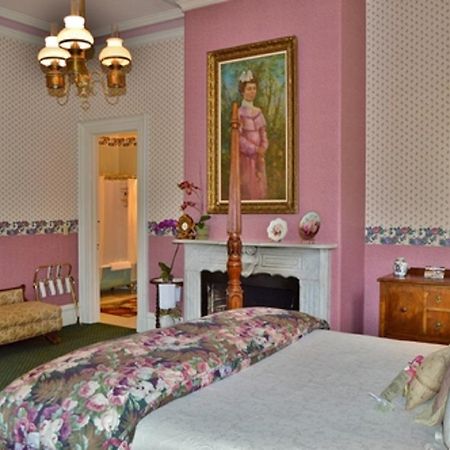 The Gables Wine Country Inn Санта Роза Екстериор снимка