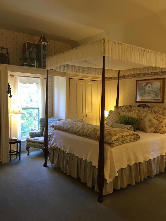 The Gables Wine Country Inn Санта Роза Екстериор снимка