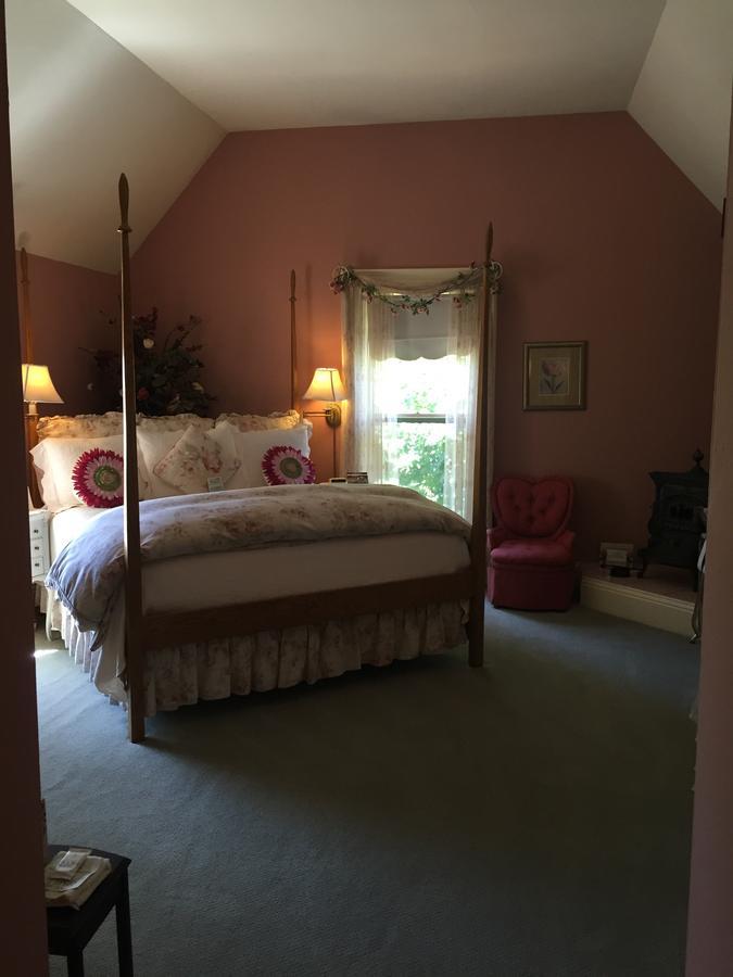 The Gables Wine Country Inn Санта Роза Екстериор снимка