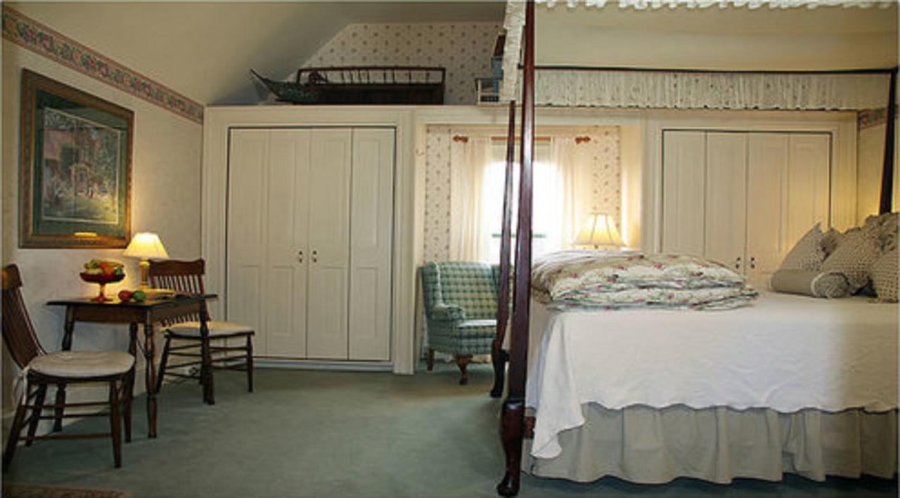 The Gables Wine Country Inn Санта Роза Екстериор снимка